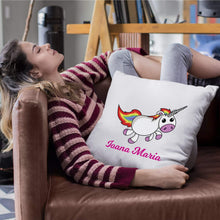 Încarcă imaginea în vizualizatorul Galerie, Pernă personalizată cu Unicorn + Nume | DTG
