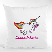 Încarcă imaginea în vizualizatorul Galerie, Pernă personalizată cu Unicorn + Nume | DTG
