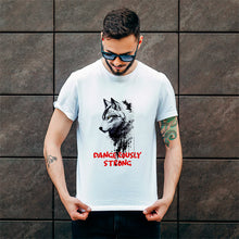 Încarcă imaginea în vizualizatorul Galerie, Tricou bumbac bărbați - Wolf - Dangerously Strong
